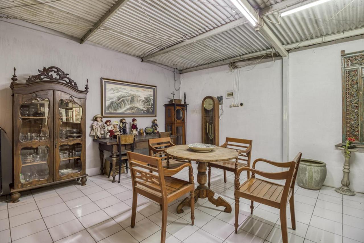 Reddoorz Hostel Near Adisucipto Airport Yogyakarta Kalasan Exterior photo